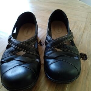 Clarks Ashland Spin Q Closed Toe Slip-on Leather Shoe Size 9 Wide Black